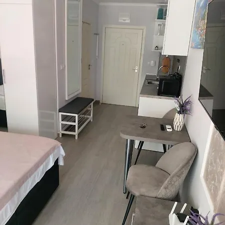 Lux Studio Valencia Gardens Lägenhet Nesebar