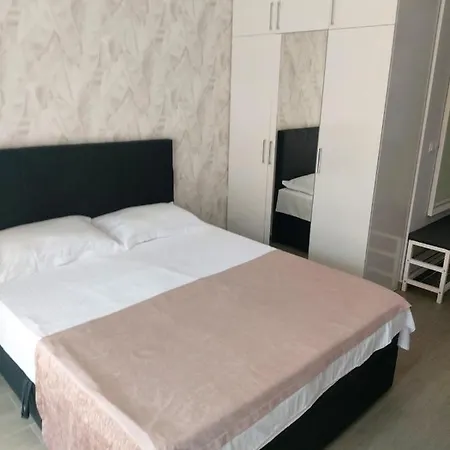 Lux Studio Valencia Gardens Apartment *